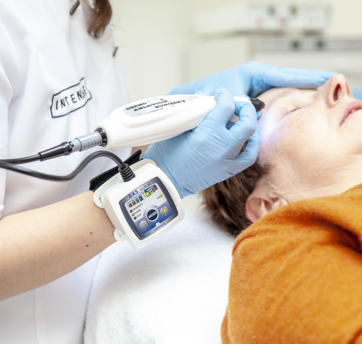 Behandeling van fibromen / steelwratjes Behandeling van fibromen / steelwratjes